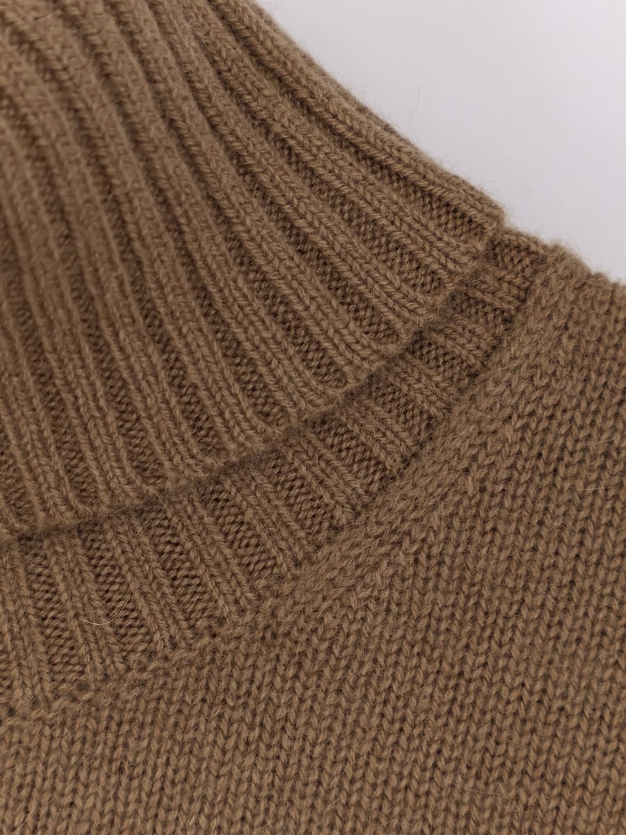 Toteme Cashmere turtleneck, view 3