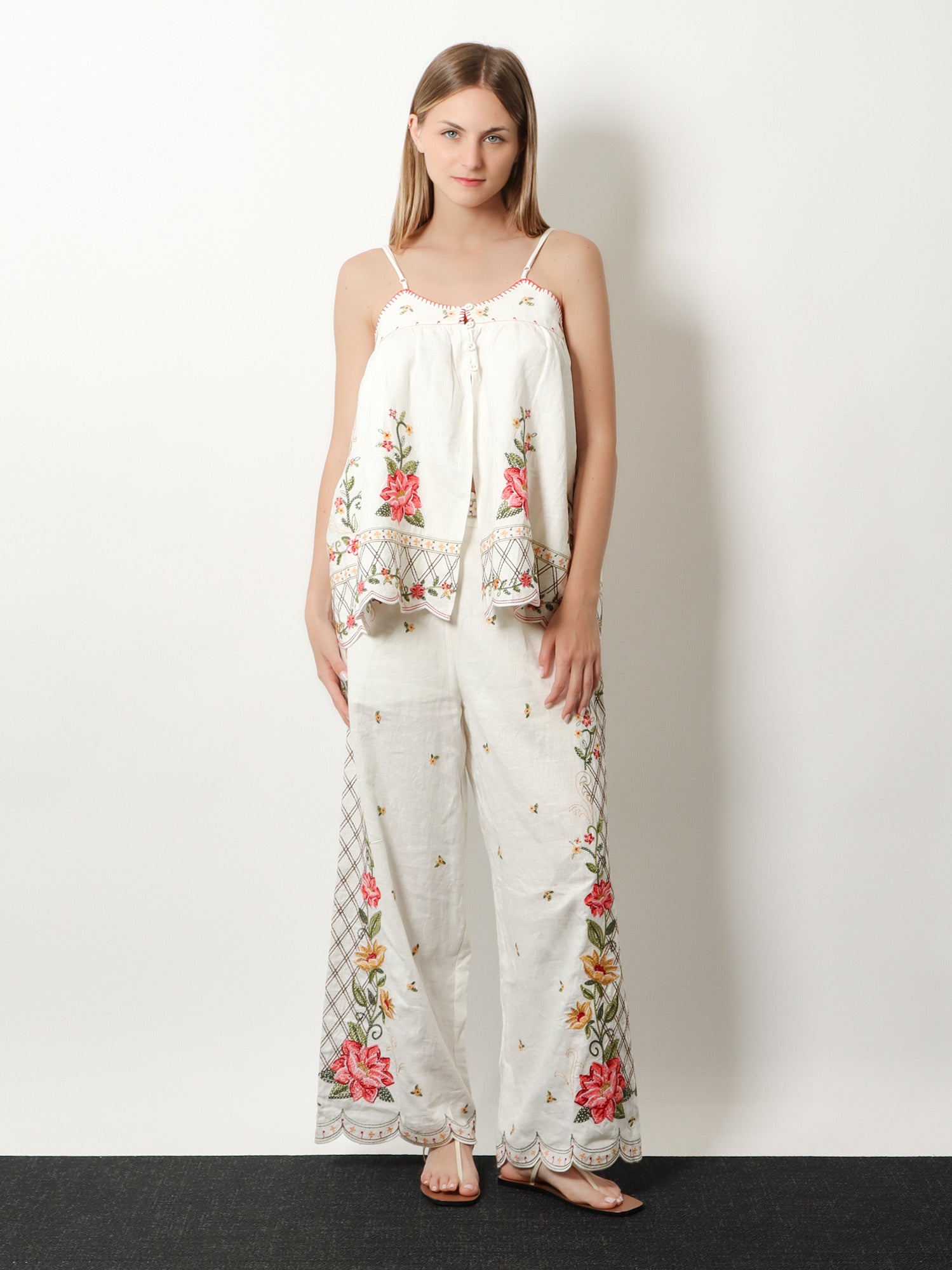 FARM RIO Linen and viscose trousers with embroidery, view 2