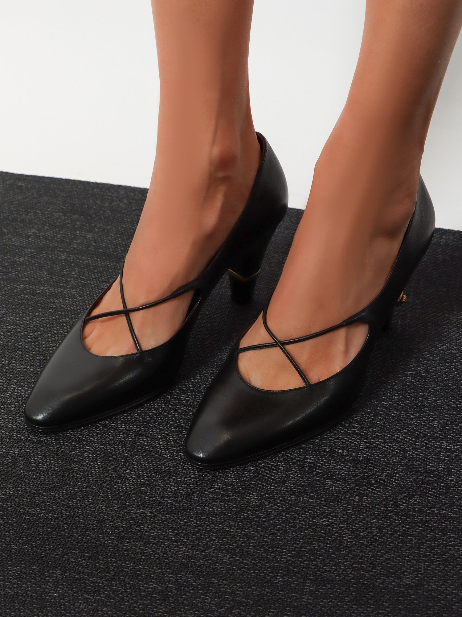 Versace Criss-Cross Medallion leather pumps, view 2