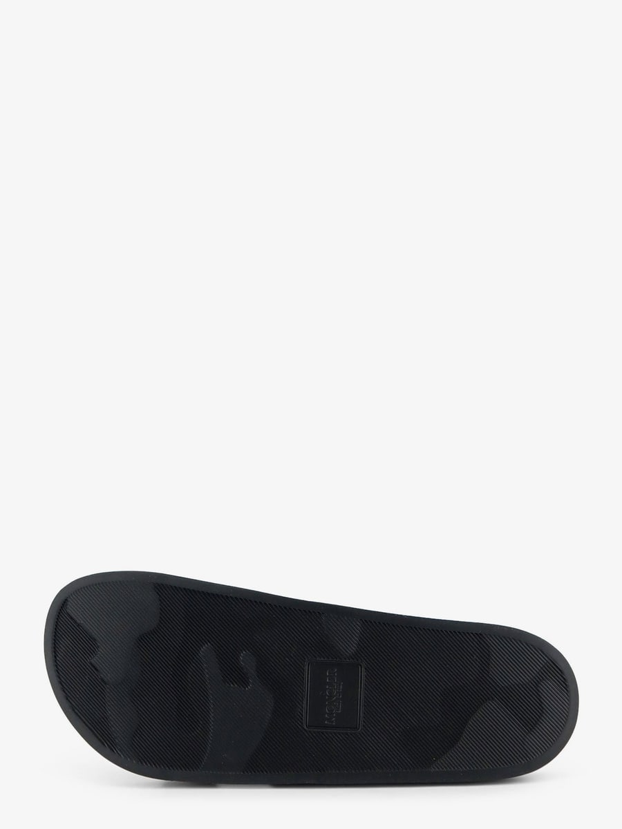 Moncler Basile rubber sandals with front logo patch, view 4