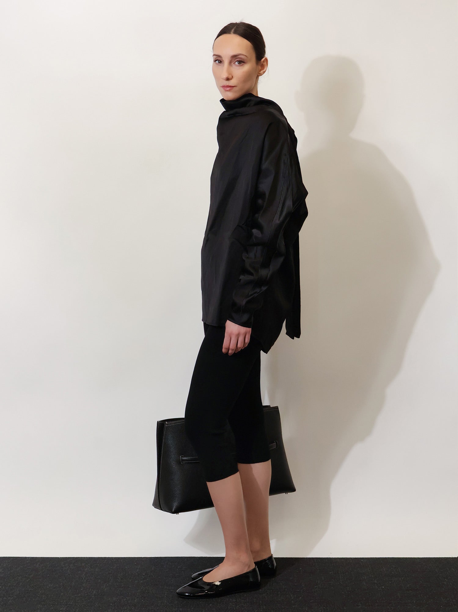 Toteme Cowl Neck viscose and linen shirt, view 2