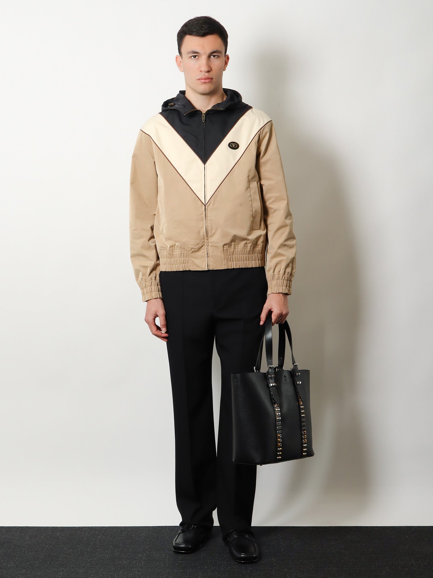 Valentino Garavani Leather shoulder bag with iconic studs, view 2