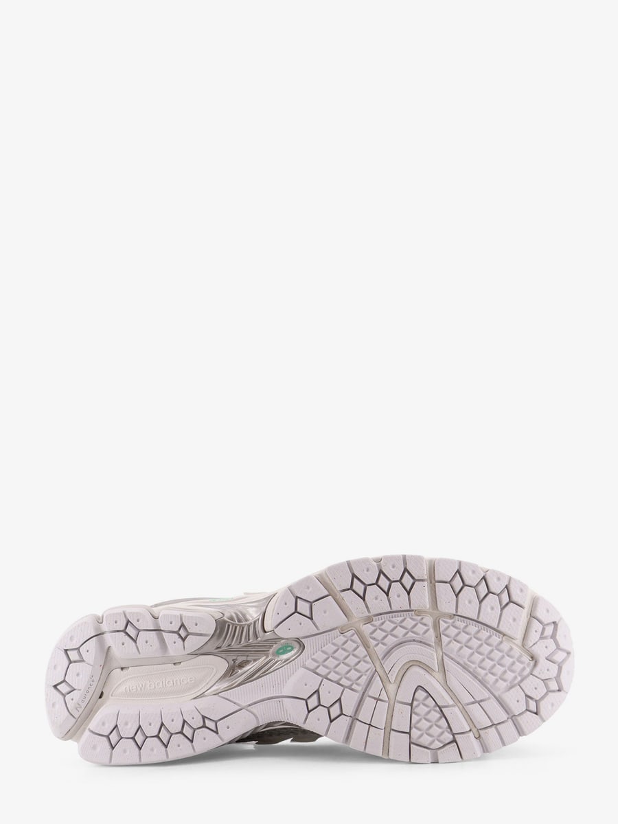 New Balance 190611 technical fabric sneakers with logo on the side, view 4