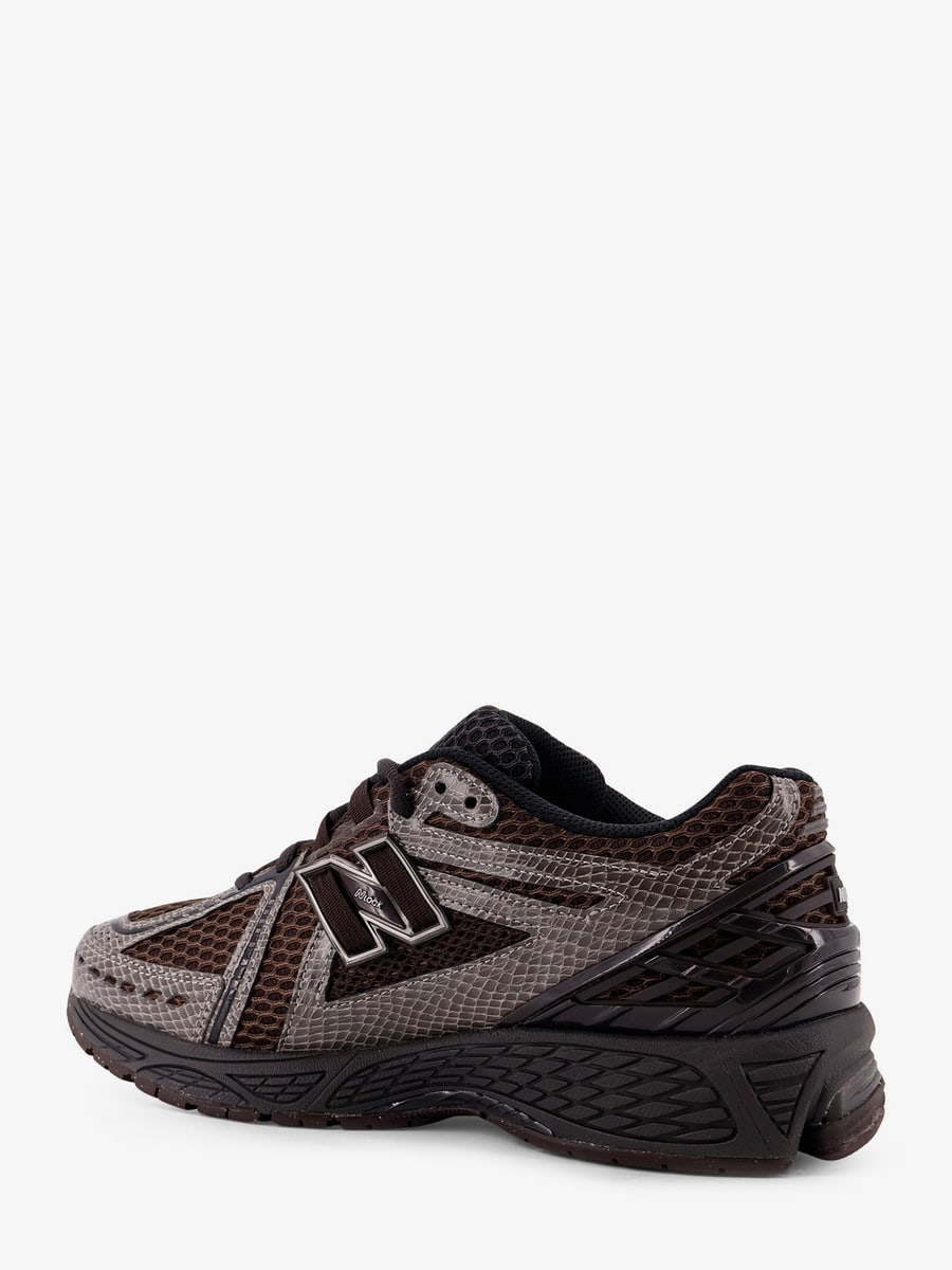 New Balance 19062 mesh sneakers with logo on the side, view 3