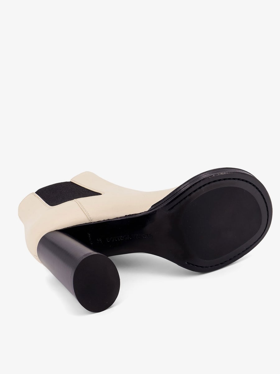 Bottega Veneta Leather ankle boots, view 4