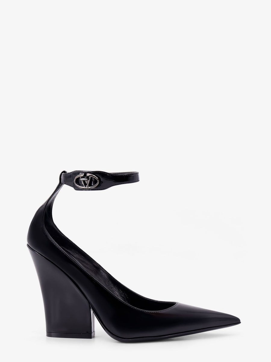 Valentino Garavani Patent leather décolleté with VLogo the bold buckle