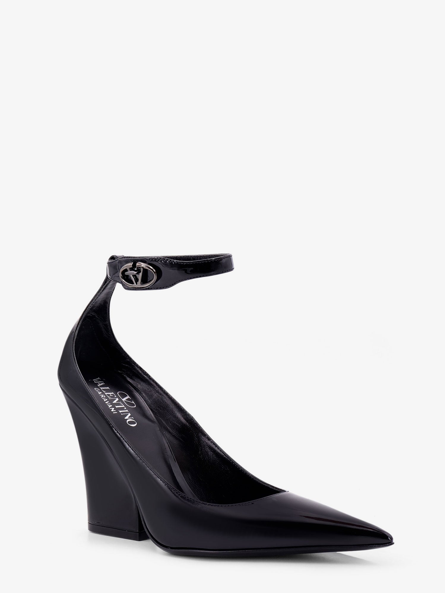 Valentino Garavani Patent leather décolleté with VLogo the bold buckle, view 2