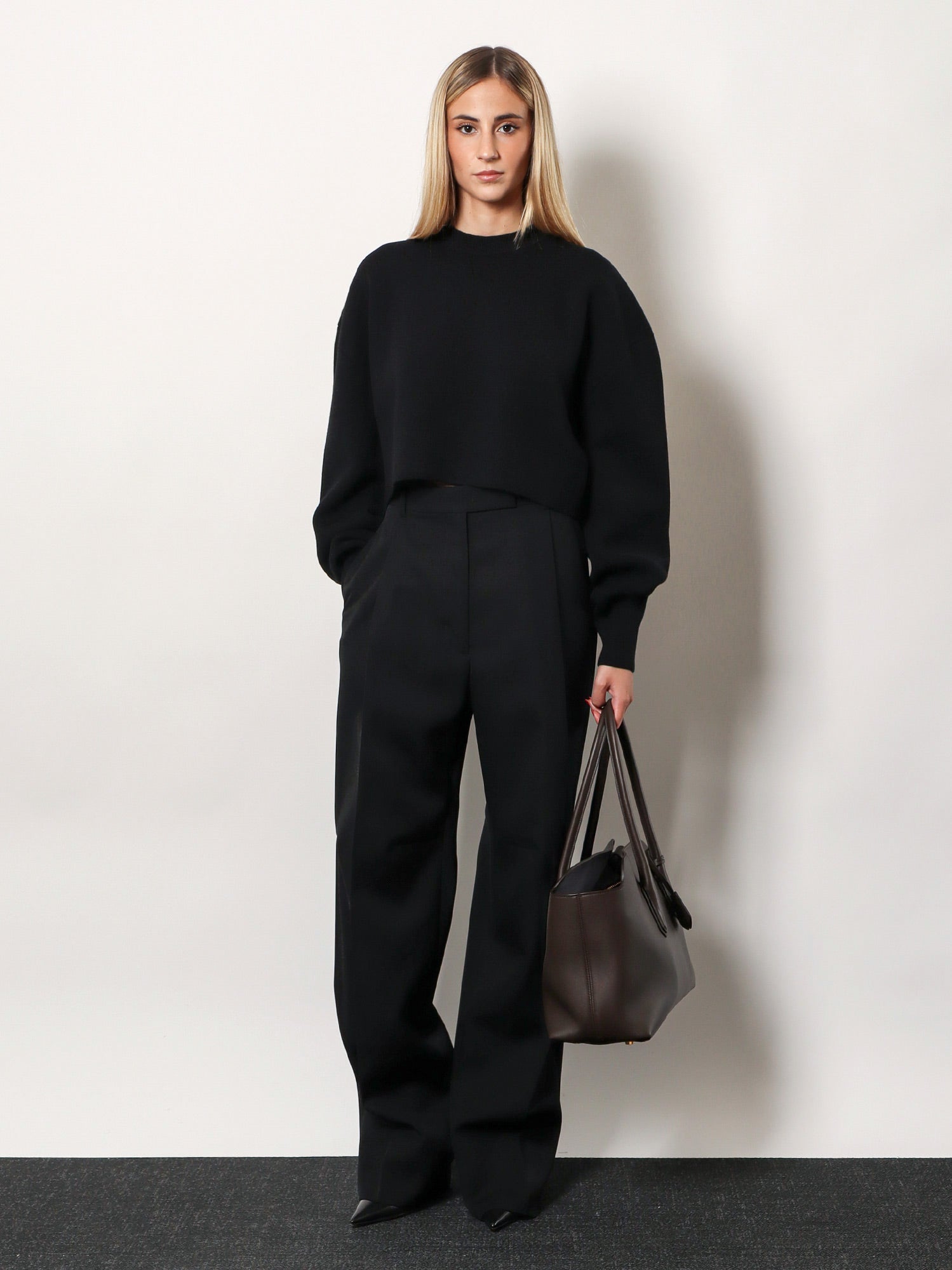 Tom Ford Pleated wool trousers, view 2