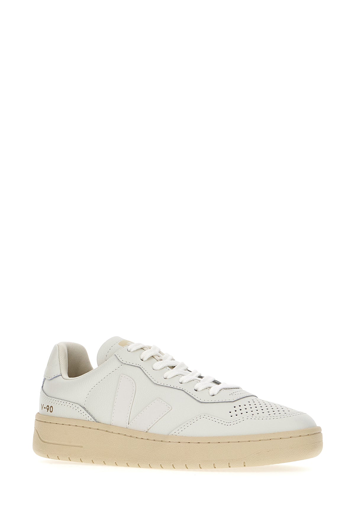VEJA Sneakers V-90 in pelle bianca, view 2