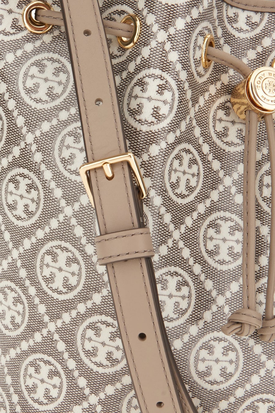 Tory Burch Borsa a secchiello T-Monogram in tela stampata, view 4
