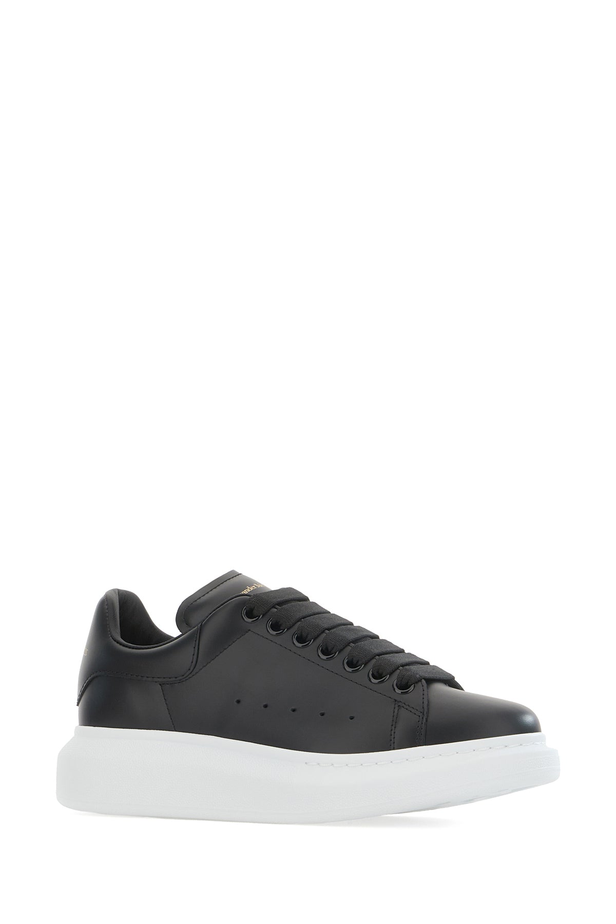 Alexander McQueen Sneakers in pelle nera, view 2