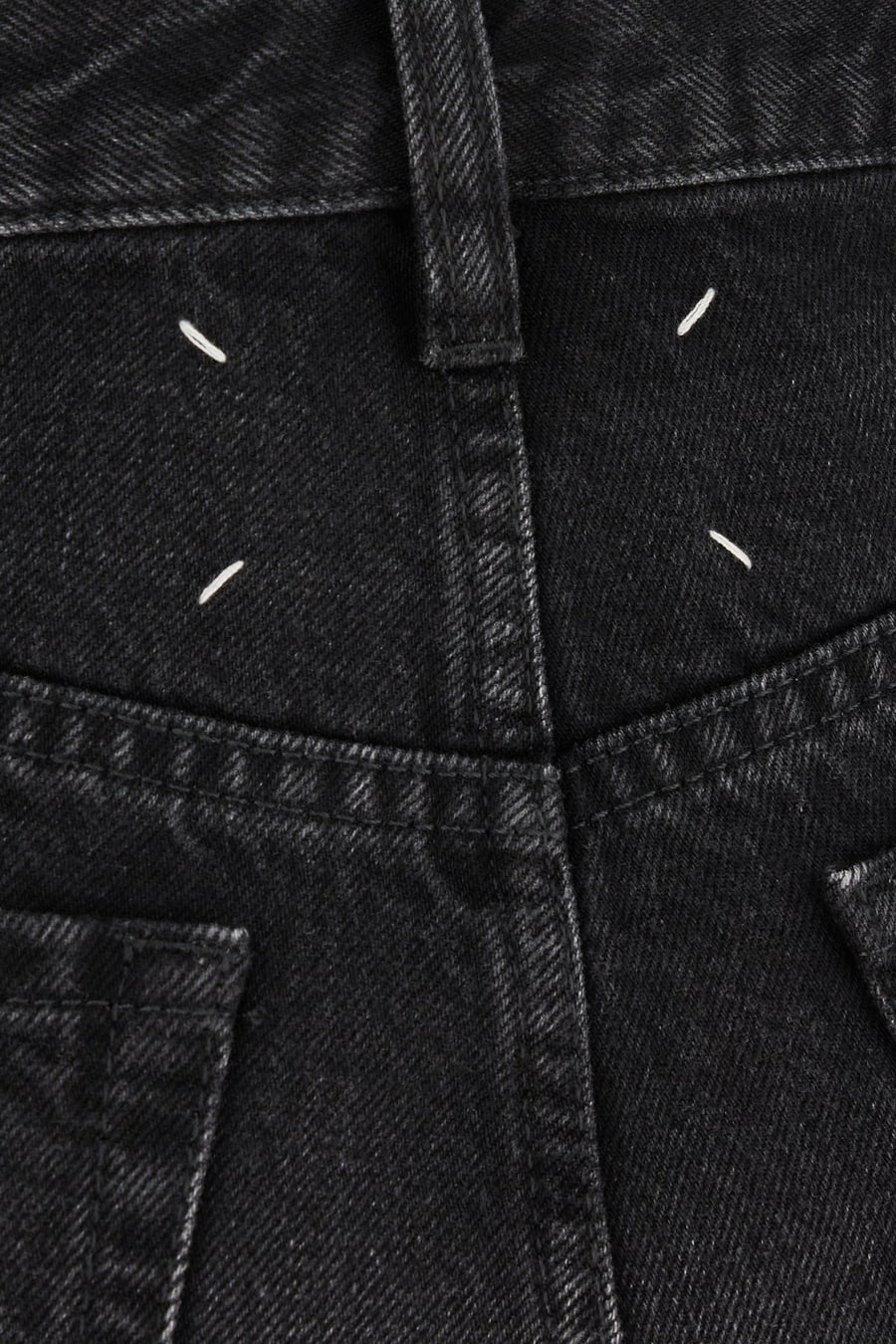 Maison Margiela Bermuda in denim nero, view 3