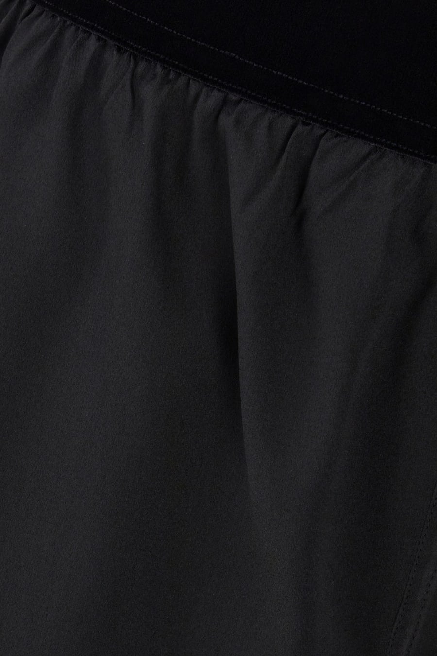 Tom Ford Shorts in seta stretch nera, view 3