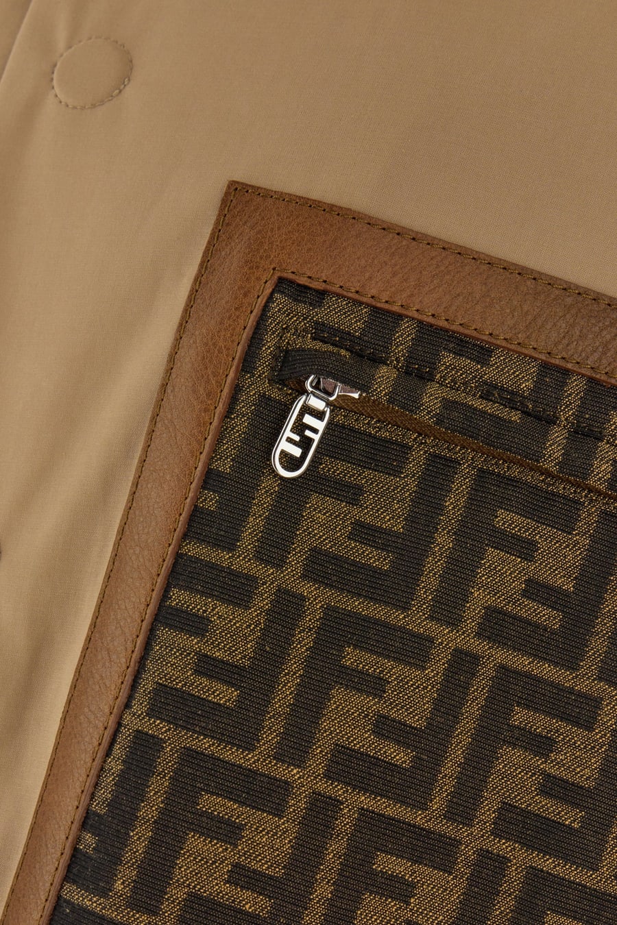 Fendi Trench in cotone cammello, view 3