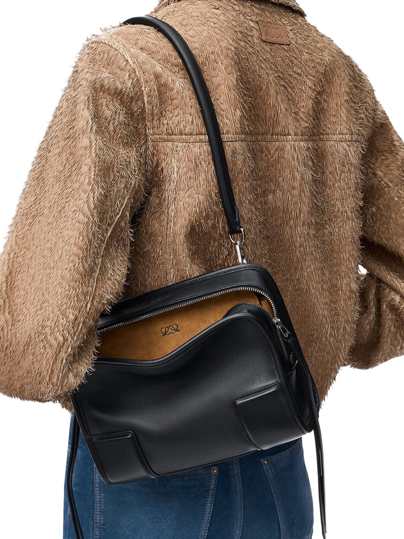 Loewe AMAZONA 180 SMALL BAG IN SOFT CALFSKIN, view 2