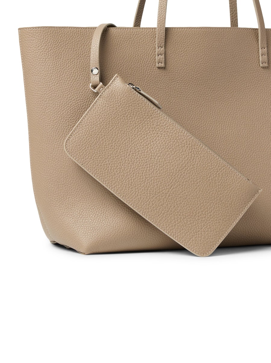 Fendi MEDIUM ROLL BAG IN ROMAN LEATHER, view 5