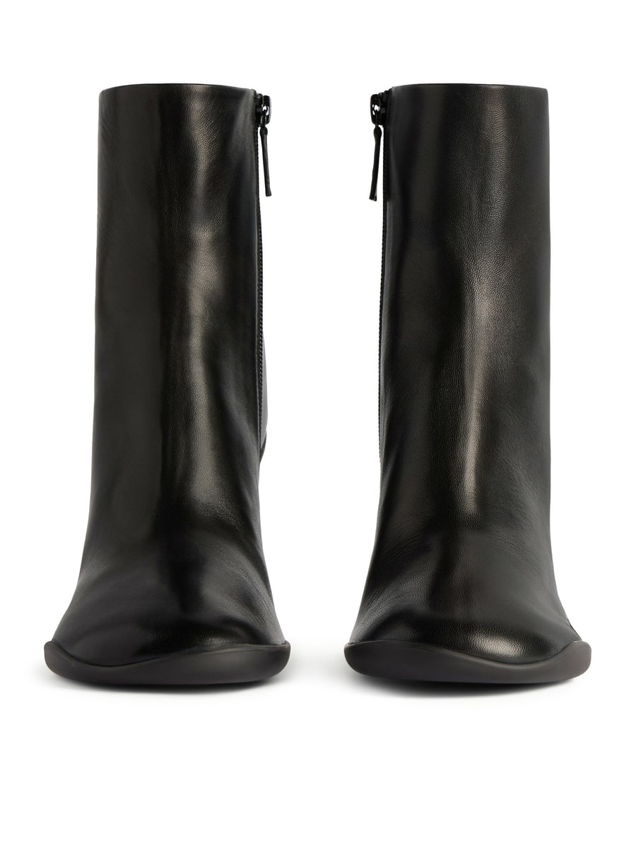 Balenciaga SHIBUYA 80MM SHINY SHEEPSKIN ANKLE BOOTS, view 6