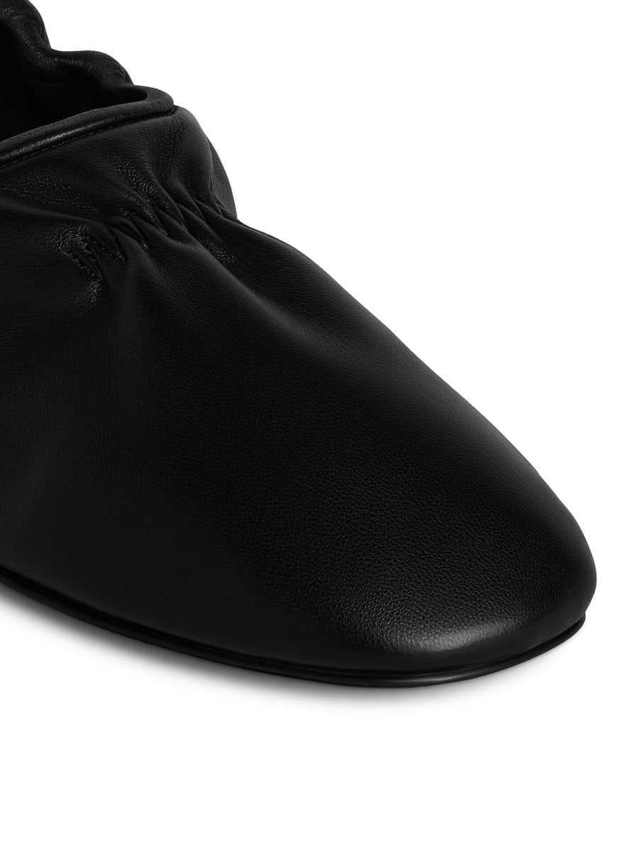 Alaïa SOFT LEATHER SLIPPERS, view 4