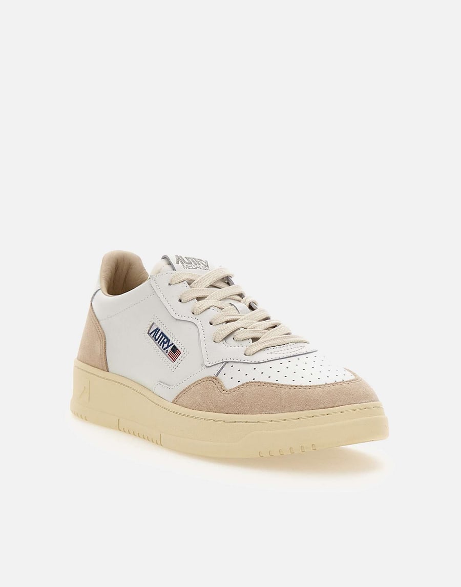 Autry Sneakers "Aulm LS33", view 2
