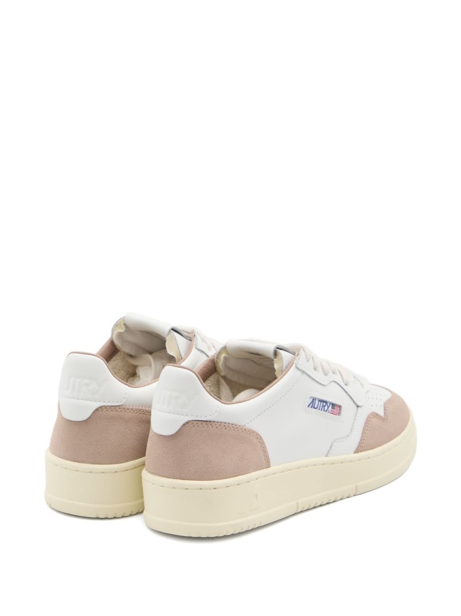 Autry Sneakers 'Medialist Low', view 3