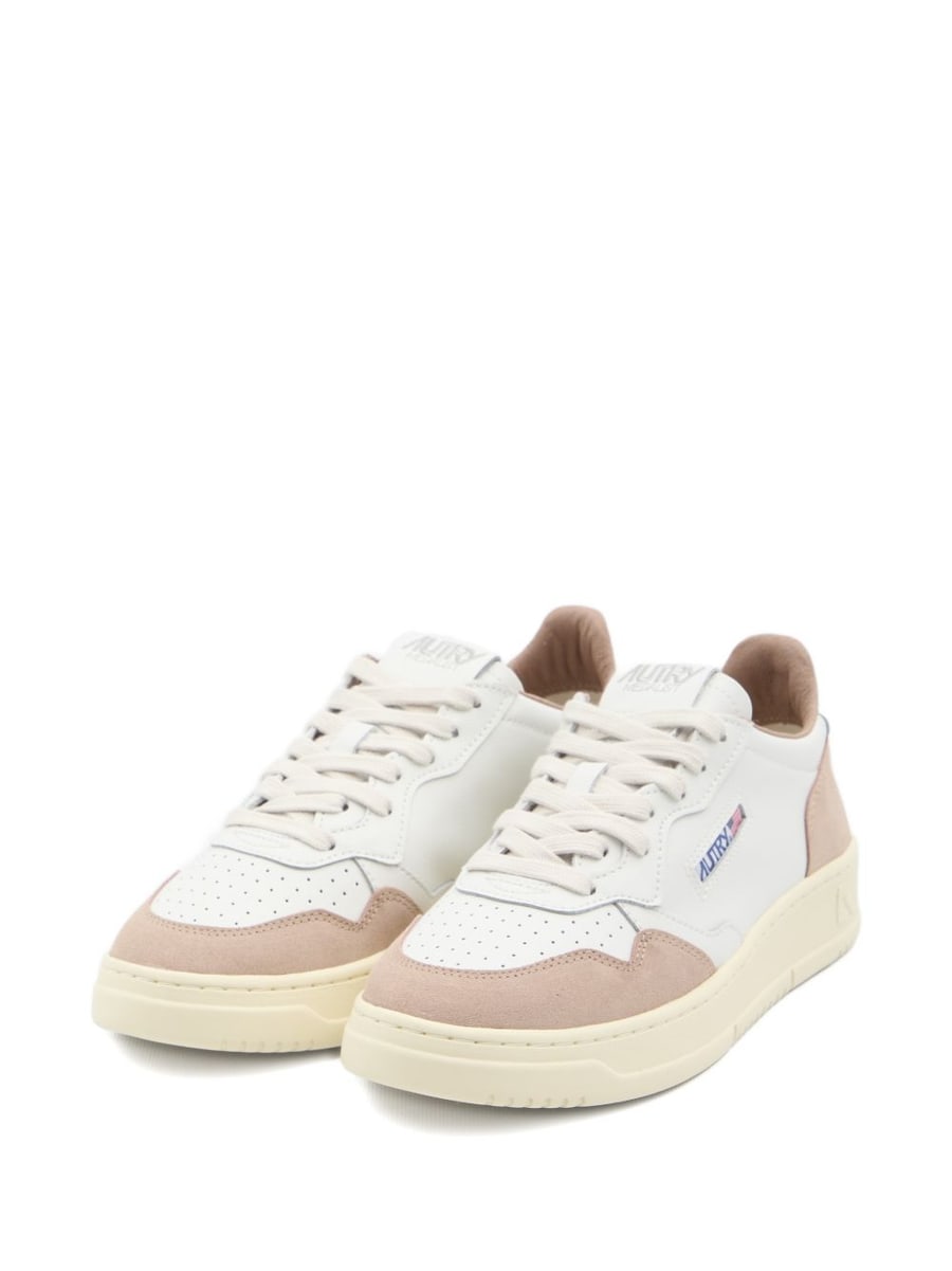 Autry Sneakers 'Medialist Low', view 2