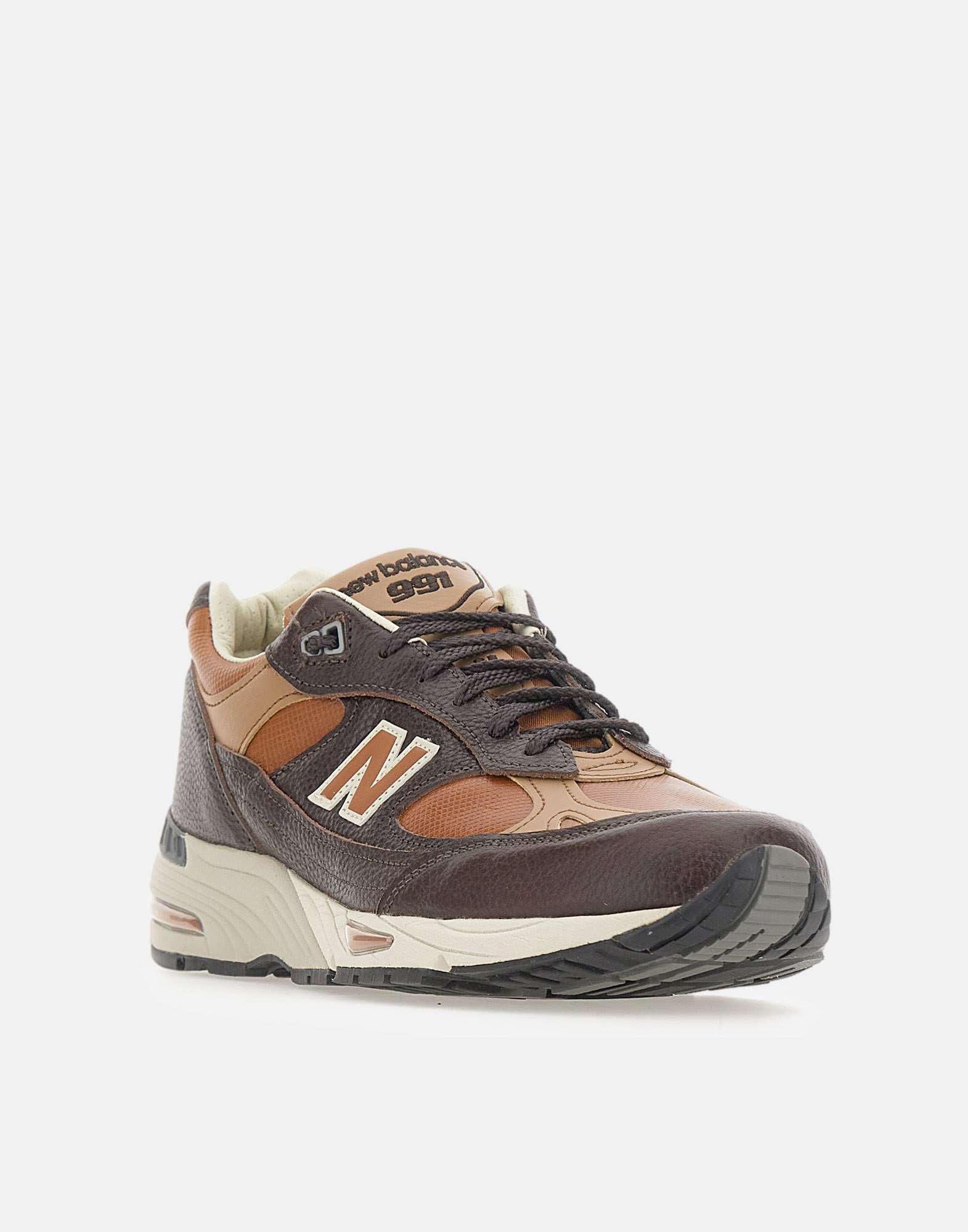 New Balance Sneakers "M991v1", view 2