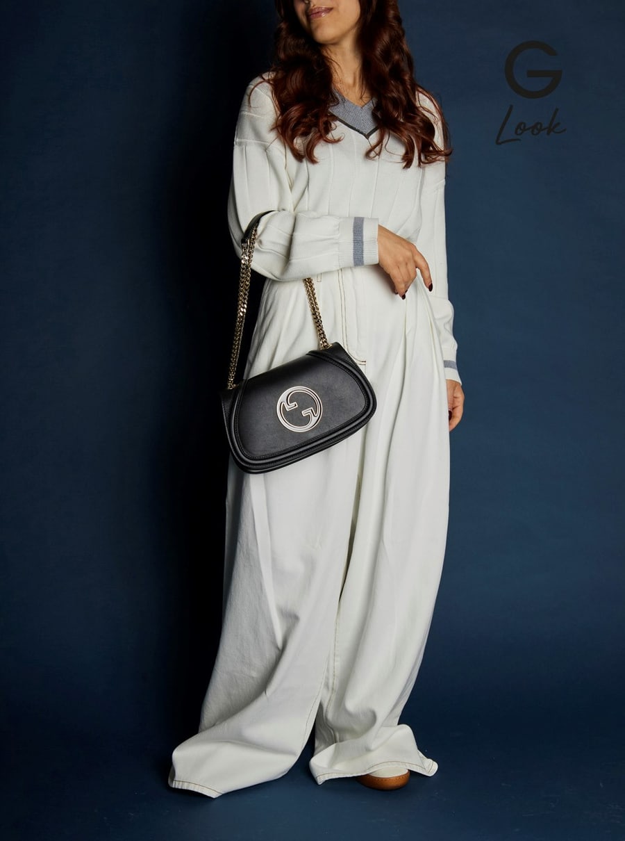 Gucci Borsa a Mano 'Blondie Piccola' con Incrocio GG Metallico sul Fronte e Tracolla a Catena in Pelle Nera Donna, view 6
