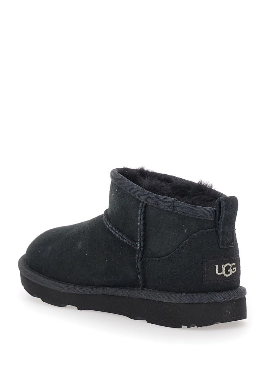 Ugg kids Stivaletti UGG 'Ultra Mini' in Camoscio Neri con cuciture tono su tono e suola piatta in gomma, Nero, bambina, view 3