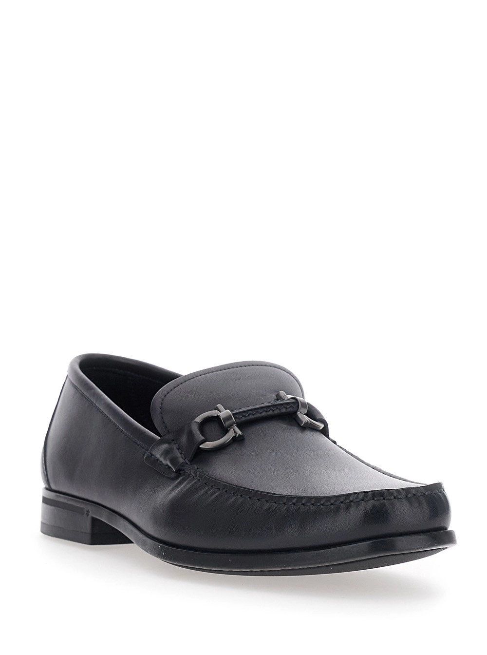 Ferragamo Mocassini con Dettaglio Gancini sul Fronte in Pelle blu Uomo, view 2