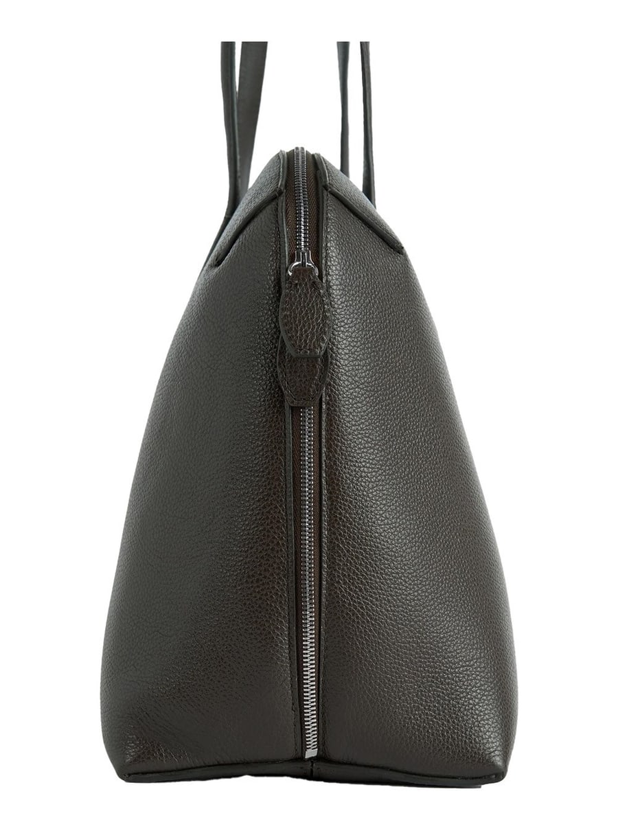 Toteme Borsa a Spalla con Due Manici Superiori e Logo Lettering Impresso sul Fronte in Pelle Martellata Marrone Donna, view 3