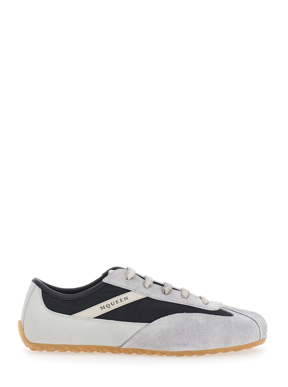 Alexander McQueen Sneakers 'Boxe' Low Top con Dettagli Bicolore e Logo Lettering sul Lato in Pelle Scamosciata Grigie Uomo