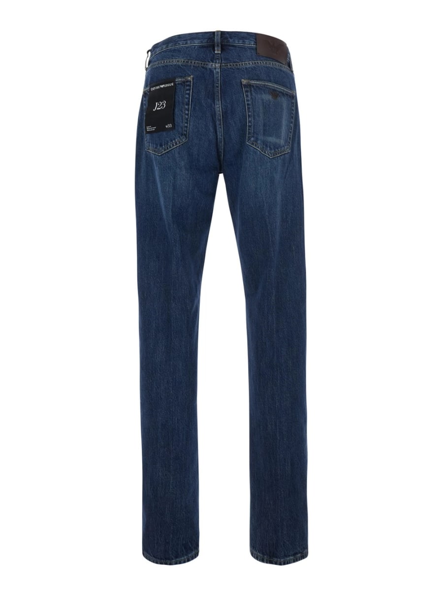 Emporio Armani Jeans con ricamo logo sul fronte e patch logo sul retro in denim blu uomo, view 2