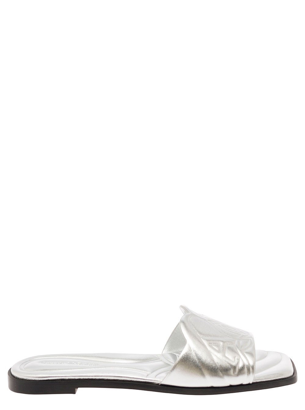 Alexander McQueen Sandalo Flat con Motivo Impresso in Pelle Metallizzata Argento Donna