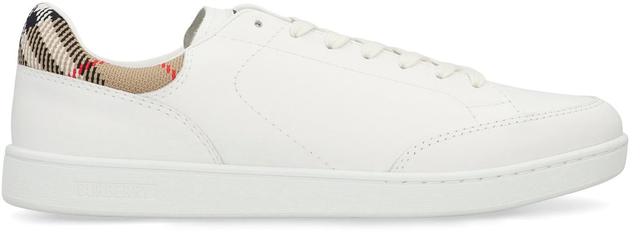 Burberry Sneakers Set in pelle