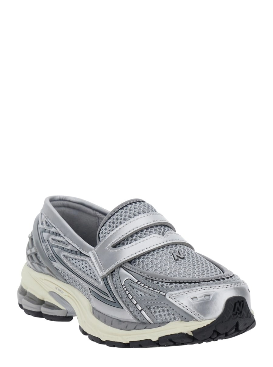 New Balance Sneakers 'LIFESTYLE' con Suola in Gomma e logo sul fronte in Pelle e Tessuto color argento Unisex, view 2