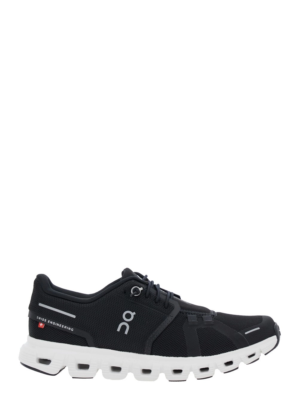 On Sneaker 'Cloud 6' Low Top con Inserti in Rete e Logo sul Lato in Tessuto Tecnico Nera Donna