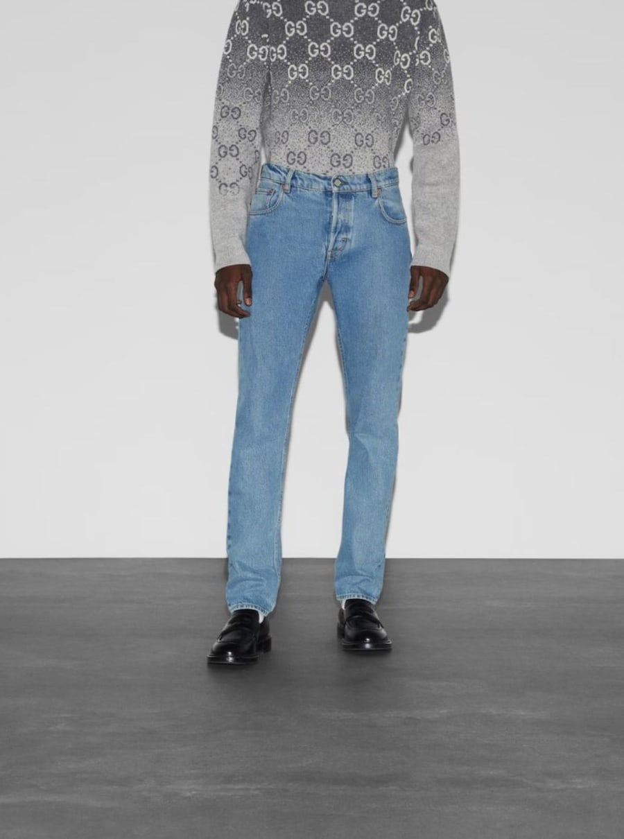 Gucci Jeans con Patch Gucci Rossa Ancora in Denim Azzurro Effetto Délavé Donna, view 4