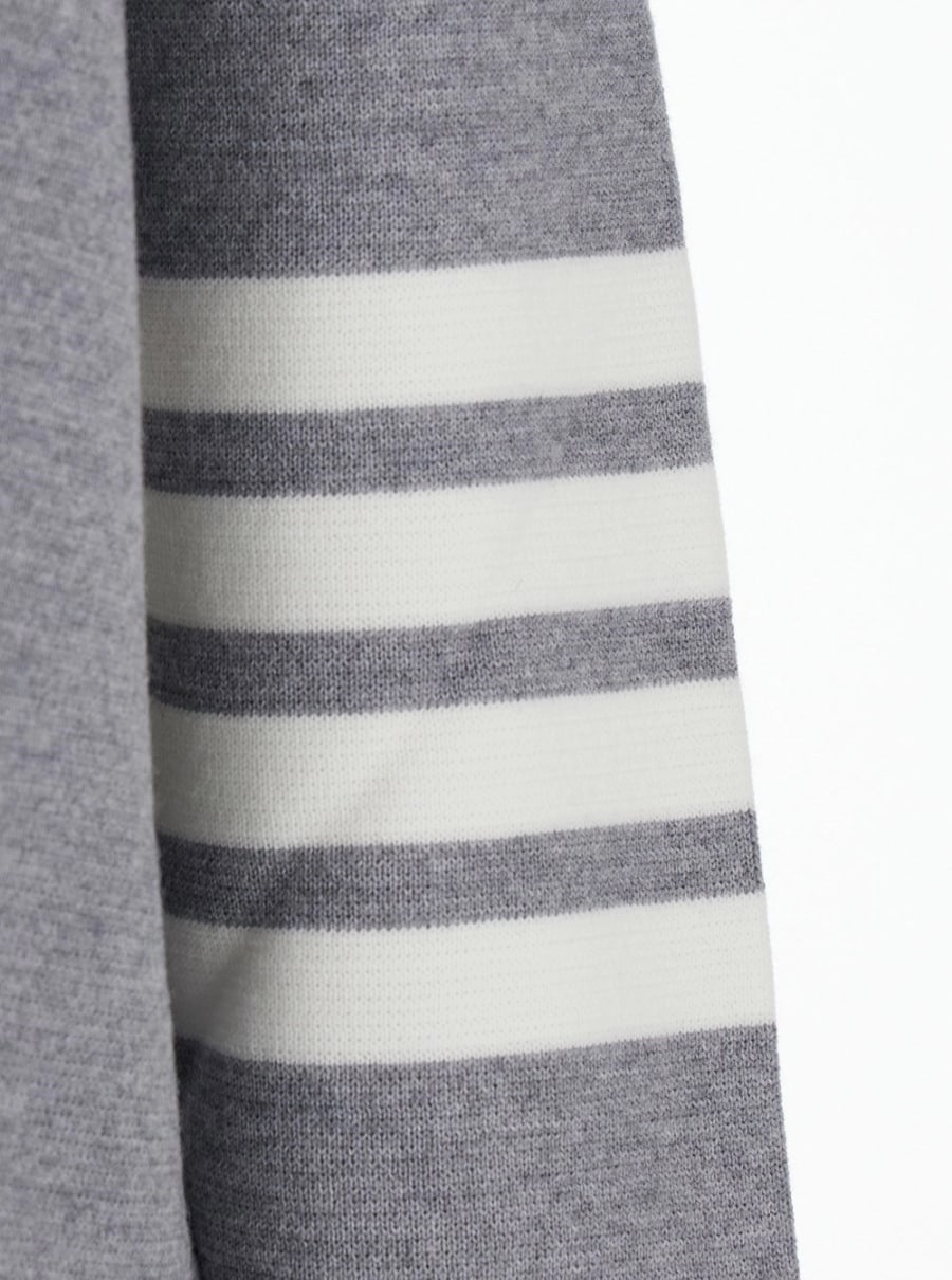 Thom Browne Cardigan con Scollo a V e Dettaglio a Righe sulla Manica in Lana Grigio Uomo, view 3