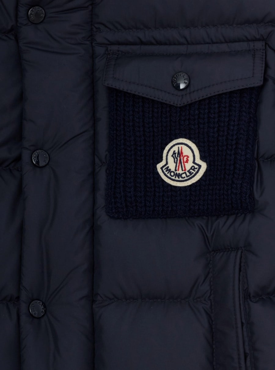 Moncler kids Piumino 'Jarex' con collo alto e tasca applicata con patch logo sul fronte in tessuto tecnico blu bambino, view 3