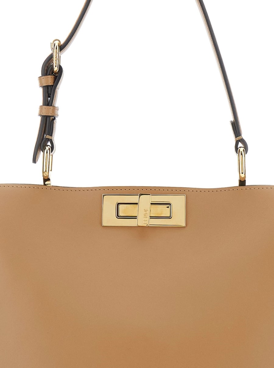 Fendi Borsa a Mano 'Peekaboo Soft' Media con Manico Regolabile e Removibile e Chiusura a Girello su Emtrambi i Lati in Pelle Beige Donna, view 5