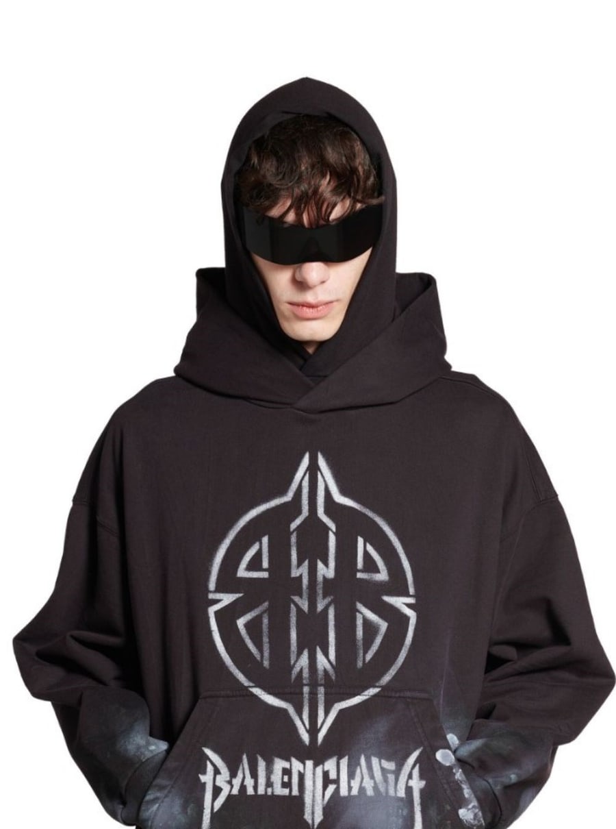 Balenciaga Felpa con Cappuccio e Motivo Metal BB Stencil in Cotone Effetto Sporco Nero Uomo, view 4
