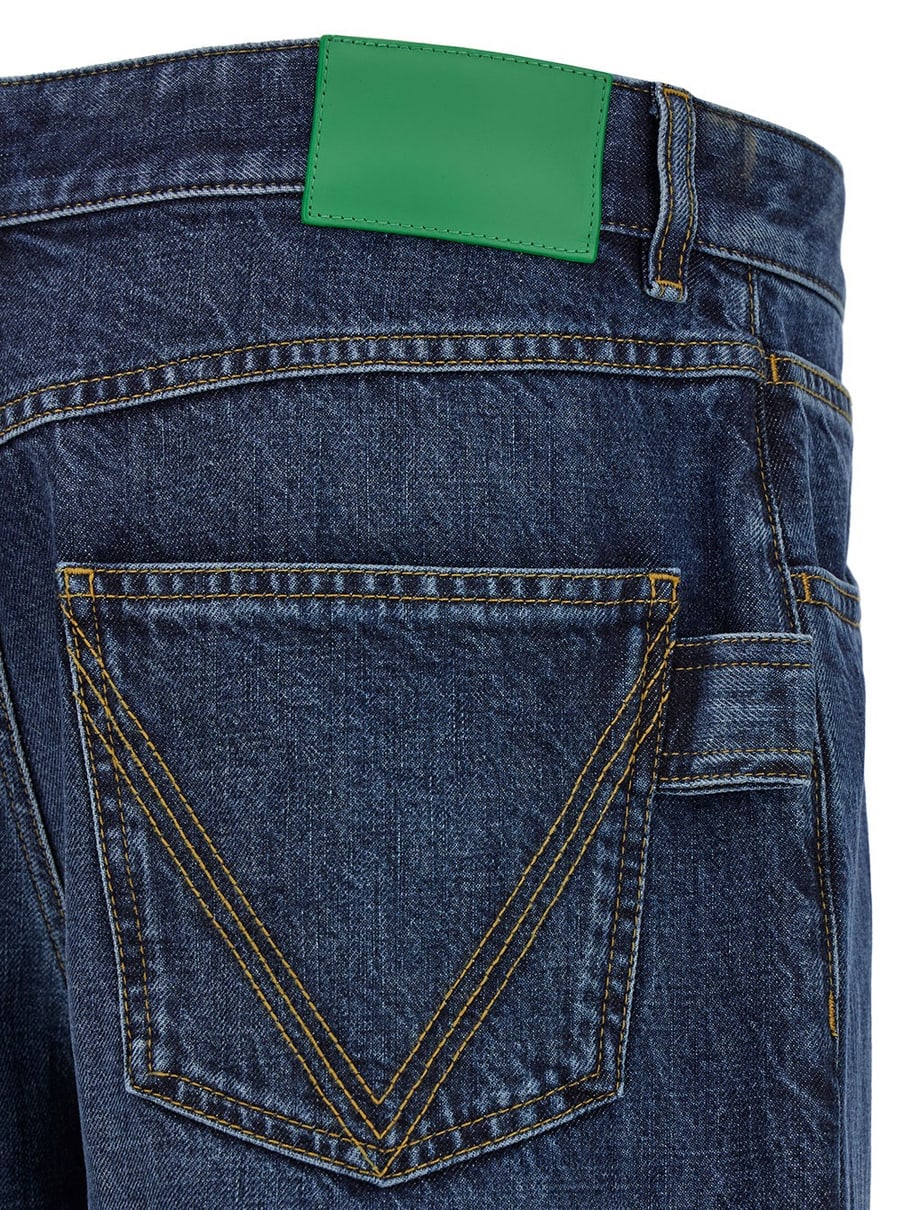 Bottega Veneta Jeans Straight con Patch Logo in Denim Blu Uomo, view 3
