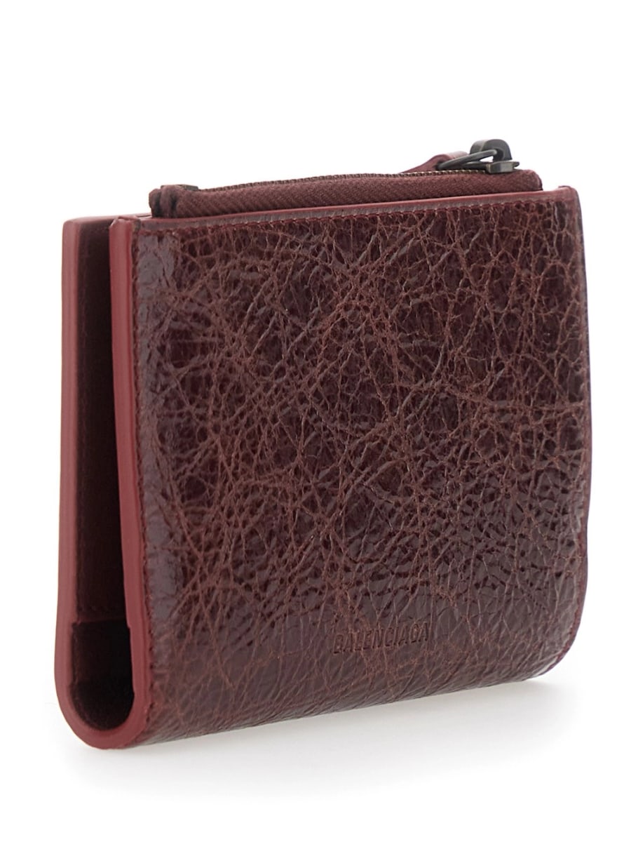 Balenciaga Portacarte Bi-Fold 'Le City' con una tasca con zip e logo impresso sul retro in pelle bordeaux donna, view 3