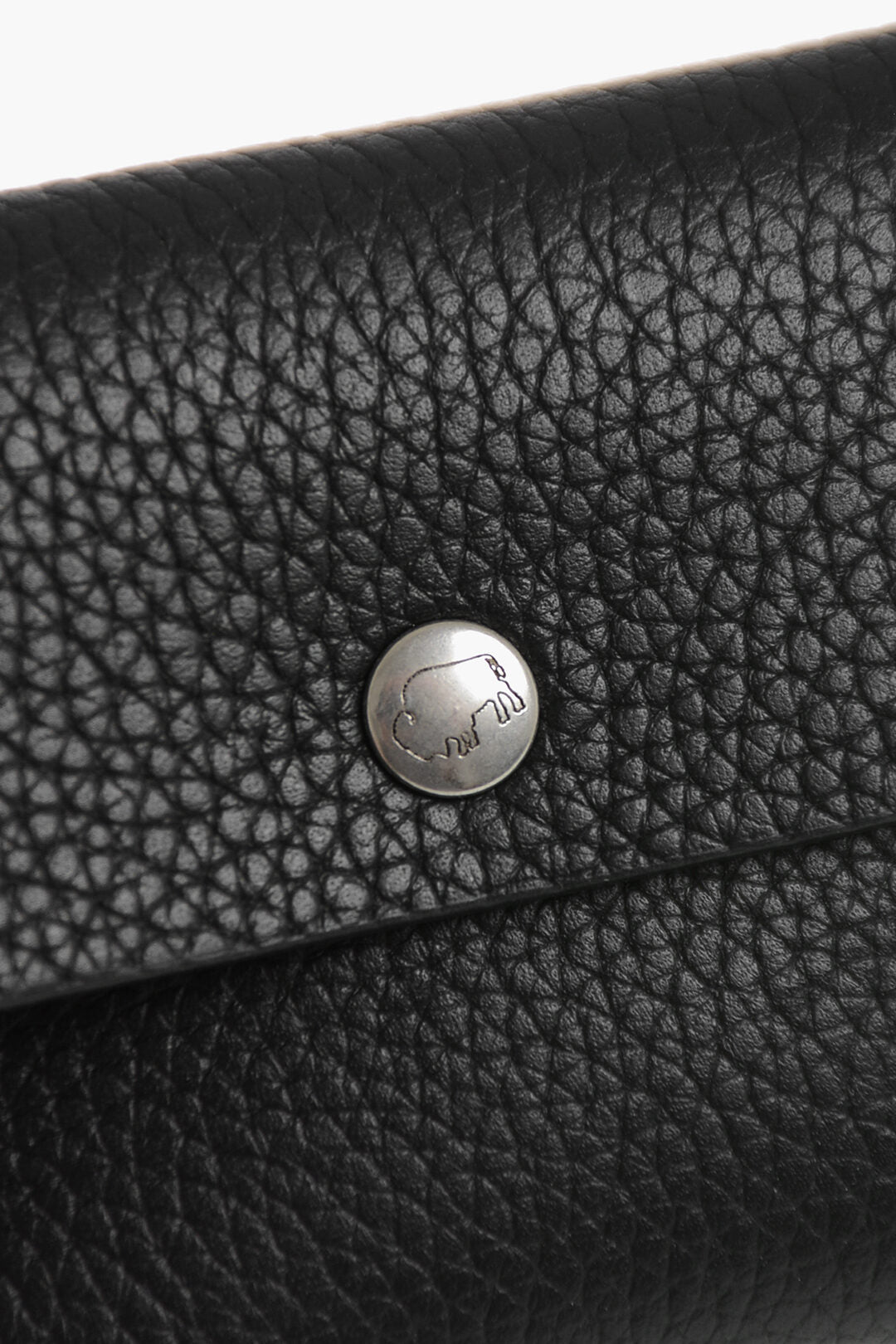 Il Bisonte 3500~Hammered Leather Coin Purse TITANO with Monogram