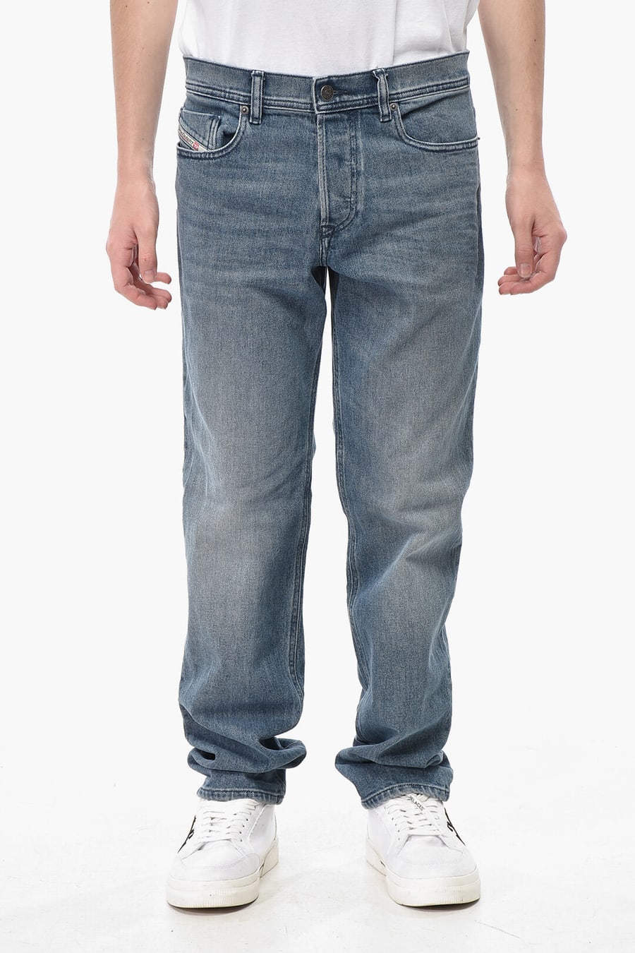 Diesel 2405~Jeans 2023 D-FINITIVE Regular Fit Tapered Leg 17cm L.32