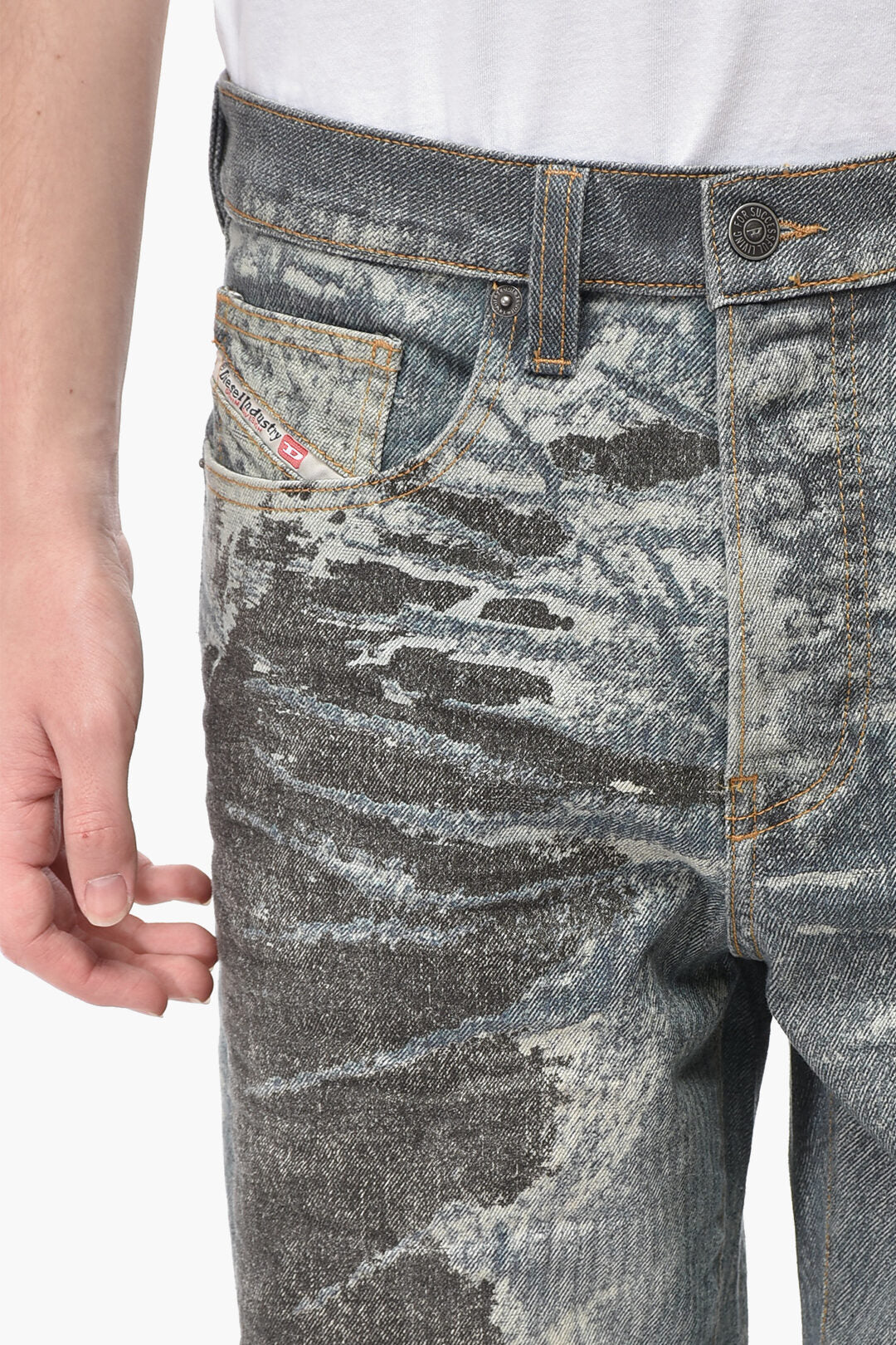Diesel 2470~Jeans 2010 D-MACS-S3 Loose Fit Stretch Denim 20cm, view 2