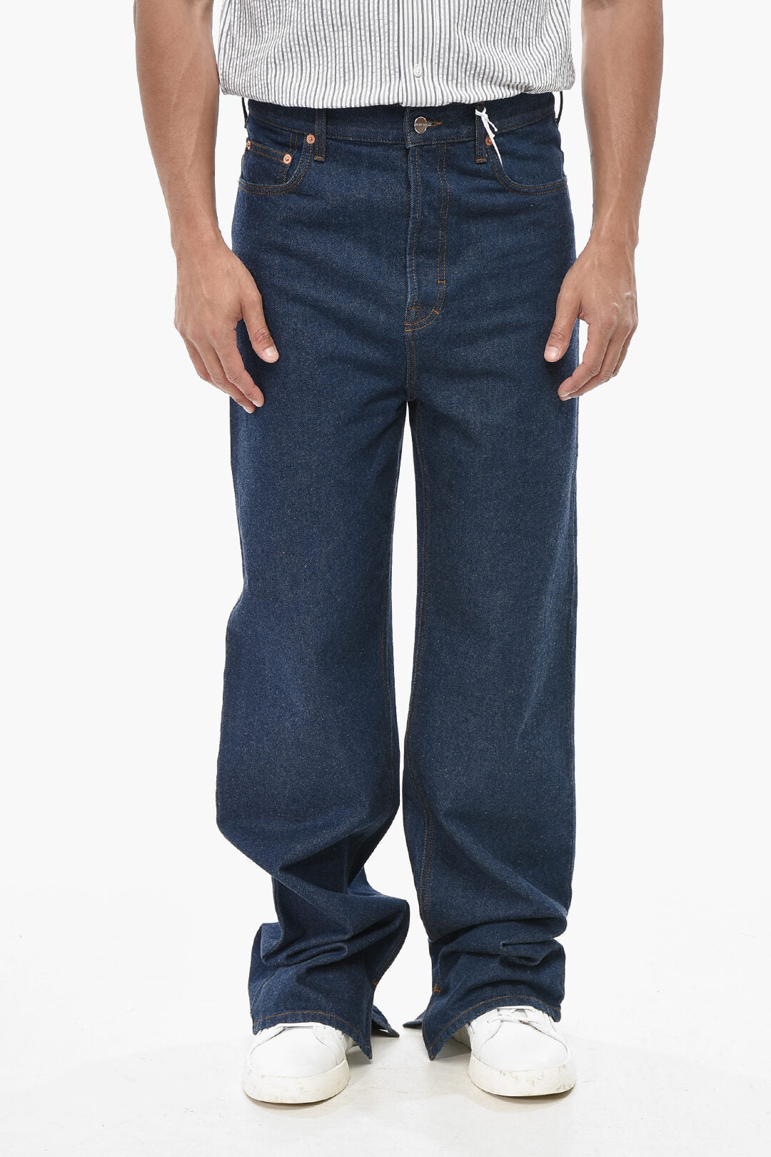Gucci 2405~Wide-Leg Jeans with Branded Button 25cm