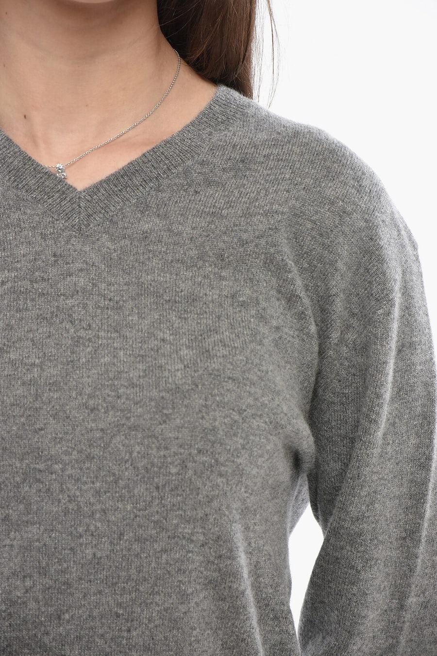 Toteme 2470~Pure Cashmere Sweater with V-Neck, view 3