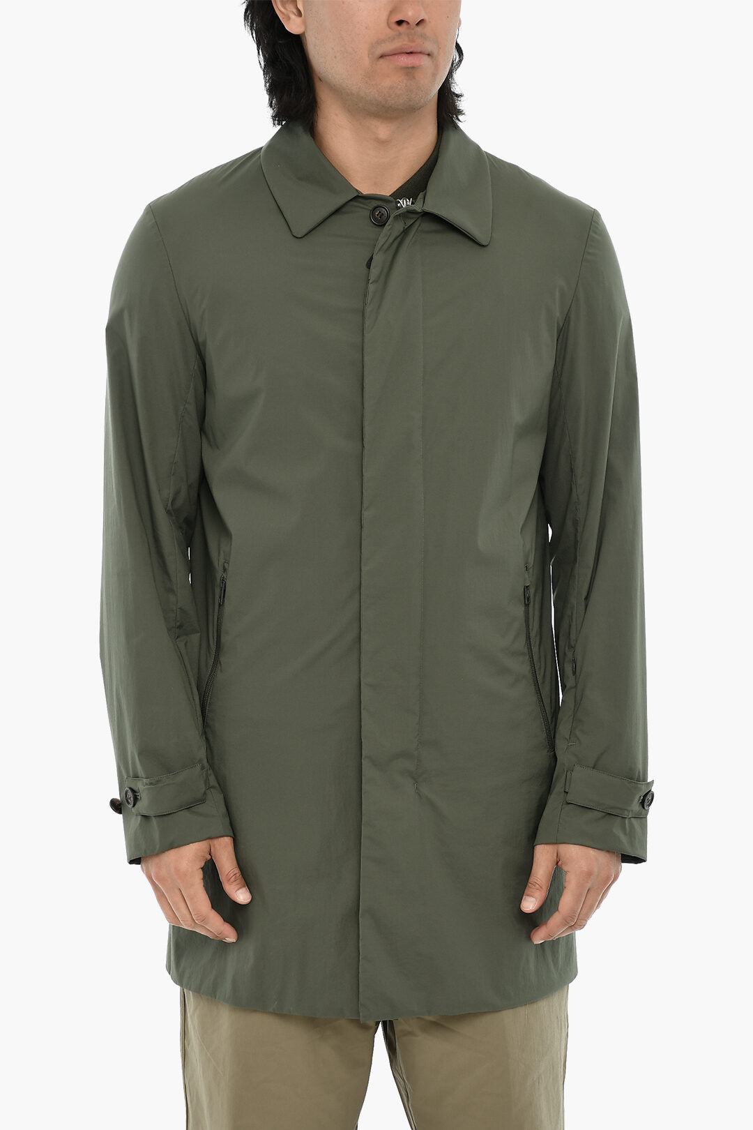 Woolrich 2850~Nylon Stretch Coat with Concealed Closure
