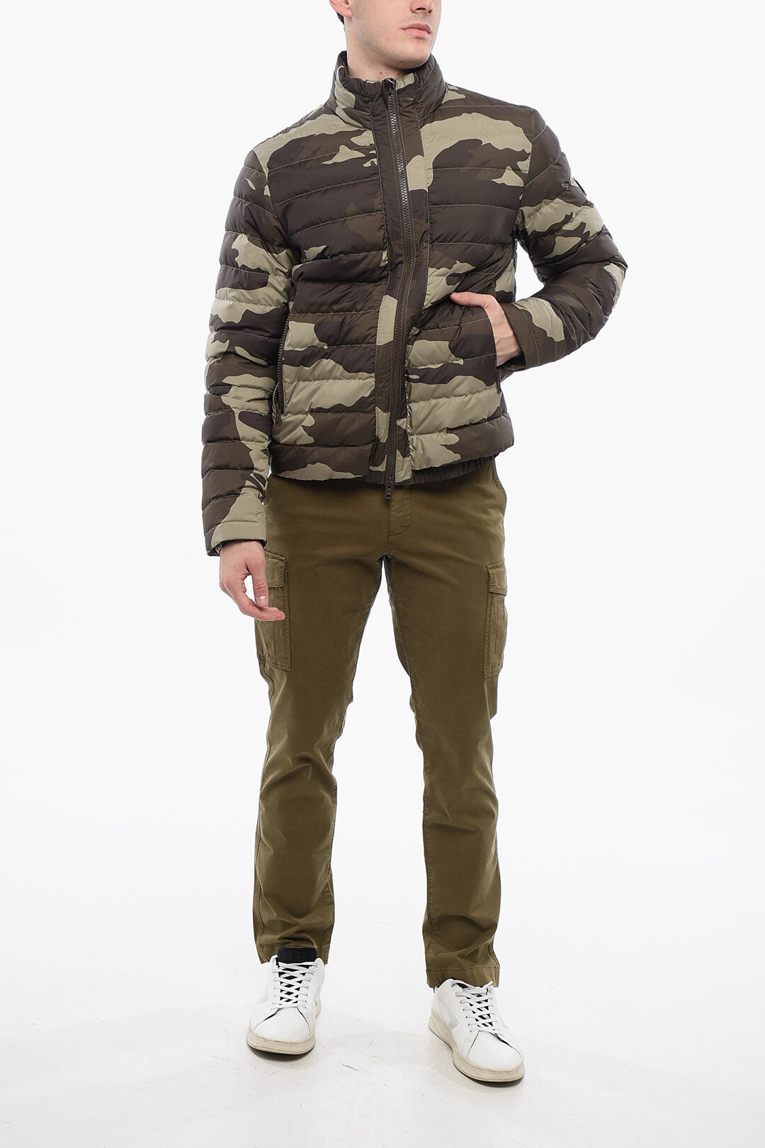 Woolrich 2405~Puffer Jacket BERING With Camouflage Pattern, view 2